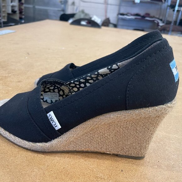 TOMS Shoes Size 7 Women\'s Black Espadrille Wedges Canvas Peep Toe Slip On main image 5